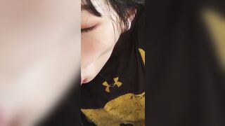 肌肉男友操爽紋身色女友，女友被幹到高潮全身顫抖，紅潮滿身。2