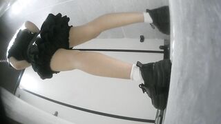 【廁拍】夜場酒吧 年輕小姐姐-03