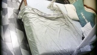 酒店偷拍 外表甜美內在狂野 淫蕩小仙女被各種操 1