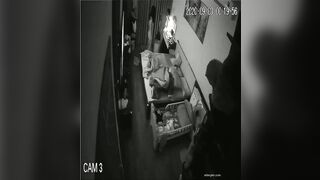家庭偷拍小夫妻的性福生活 已生2孩的嬌妻身材依然炸裂 性交頻繁各種體位 孩子醒了抱著孩子也要做愛 -4