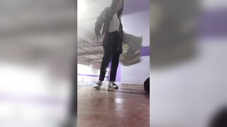 愛漏出的反差嫩妹 各種戶外露出 約炮愛愛 -17