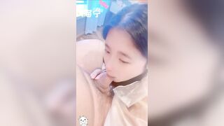 高顏值美女對雞巴愛不釋手 極致口交 -03