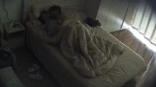 酒店偷拍 淫蕩女友欲求不滿 每天都要求和男友愛愛 高潮噴水濕床單1